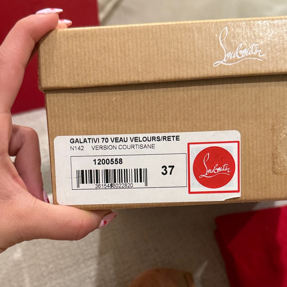 Christian Louboutin Galativi heels 70 with sole protectors great condition - Picture 12 of 16